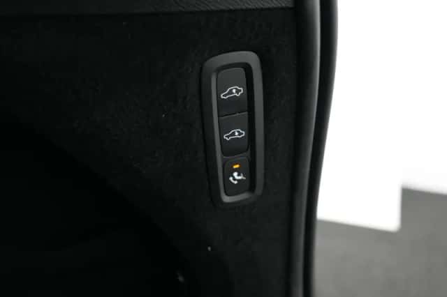 Volvo XC90 (2022) thumbnail 21