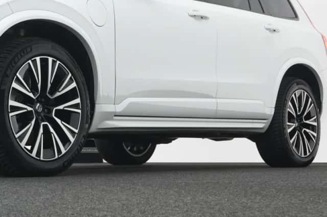 Volvo XC90 (2022) thumbnail 22