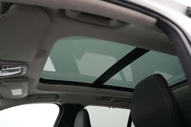 Volvo XC90 (2022) thumbnail 23