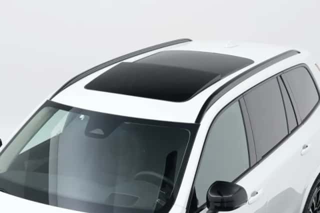 Volvo XC90 (2022) thumbnail 24