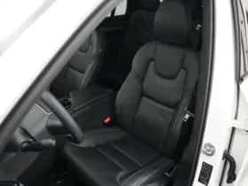 Volvo XC90 (2022) thumbnail 27