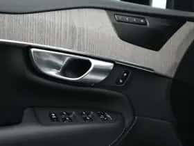 Volvo XC90 (2022) thumbnail 29