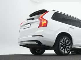 Volvo XC90 (2022) thumbnail 32