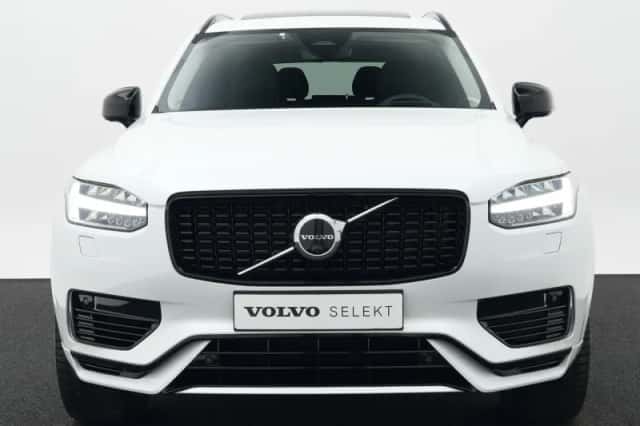 Volvo XC90 (2022) thumbnail 5