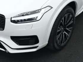 Volvo XC90 (2022) thumbnail 45