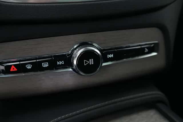 Volvo XC90 (2022) thumbnail 56