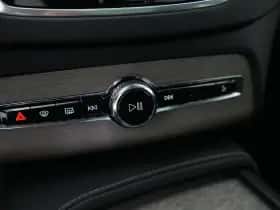 Volvo XC90 (2022) thumbnail 56