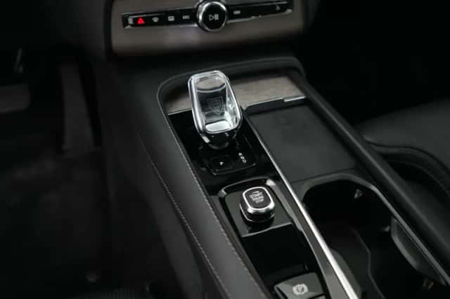 Volvo XC90 (2022) thumbnail 57
