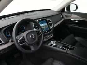 Volvo XC90 (2022) thumbnail 7