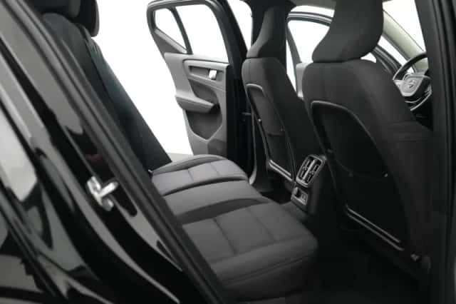 Volvo XC40 (2020) thumbnail 11