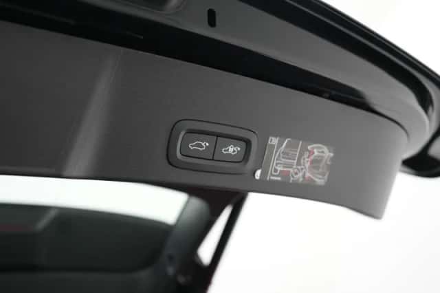 Volvo XC40 (2020) thumbnail 15