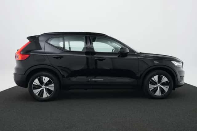 Volvo XC40 (2020) thumbnail 4