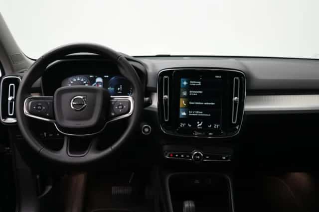 Volvo XC40 (2020) thumbnail 7