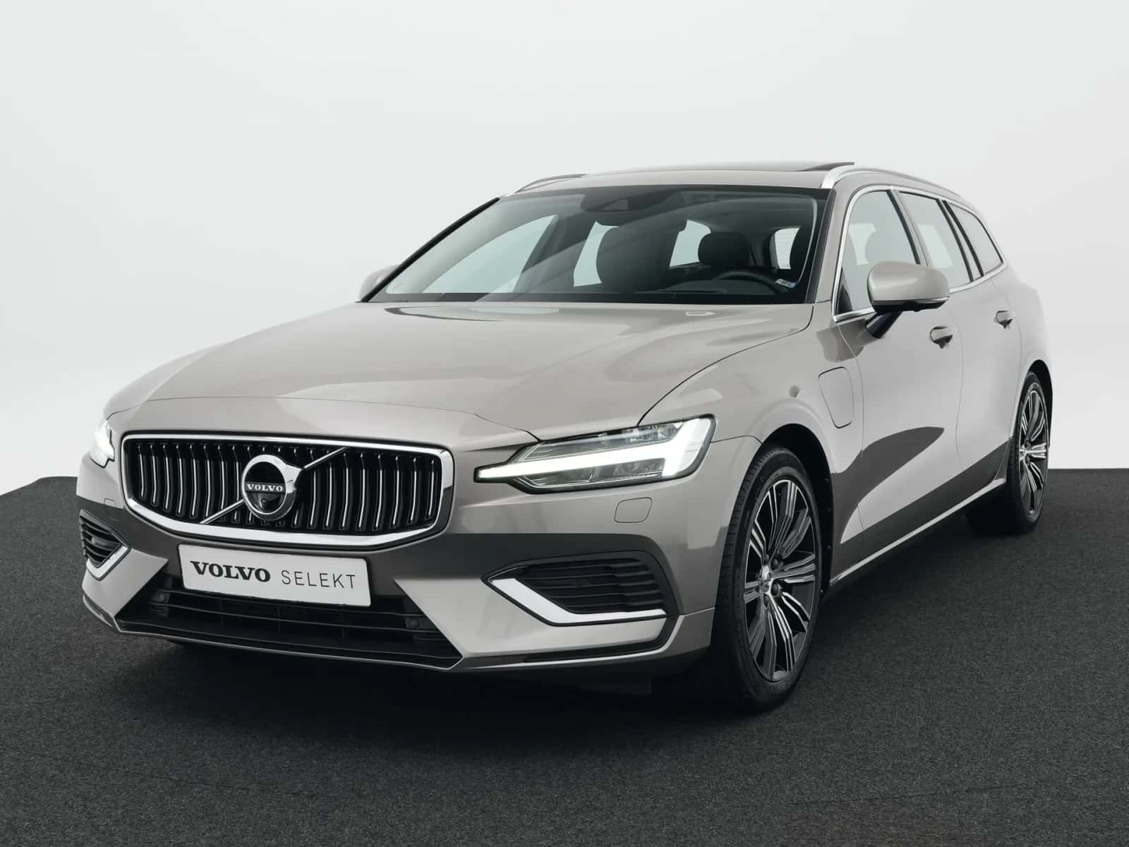Volvo V60 (2019) — foto 1