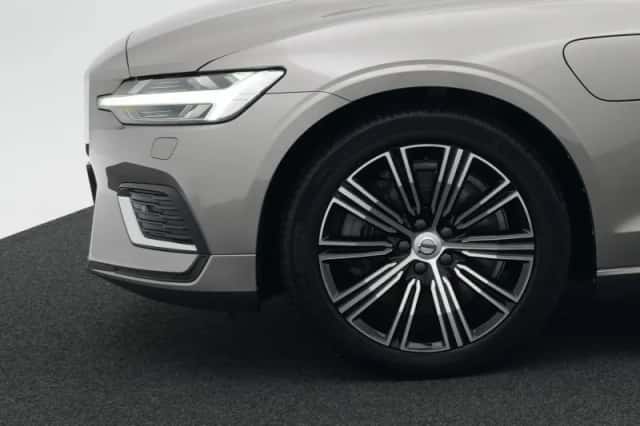 Volvo V60 (2019) thumbnail 16