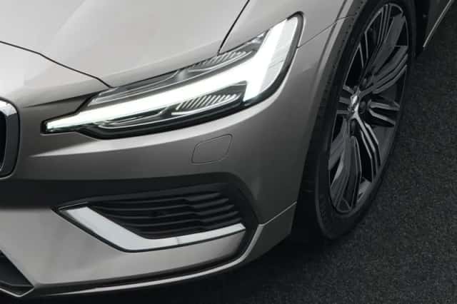 Volvo V60 (2019) thumbnail 17