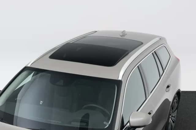 Volvo V60 (2019) thumbnail 23