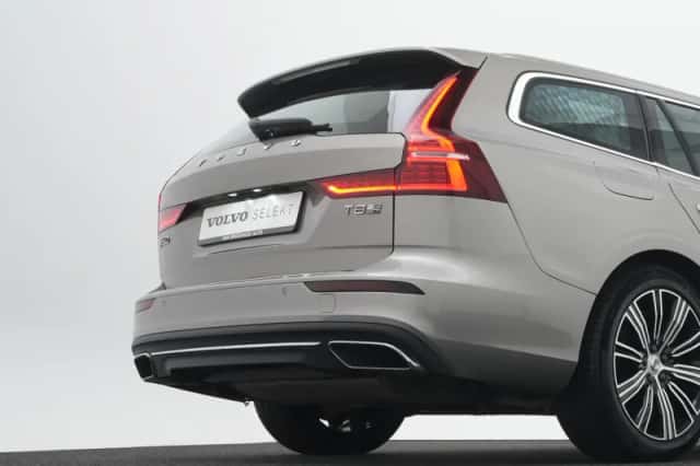Volvo V60 (2019) thumbnail 35
