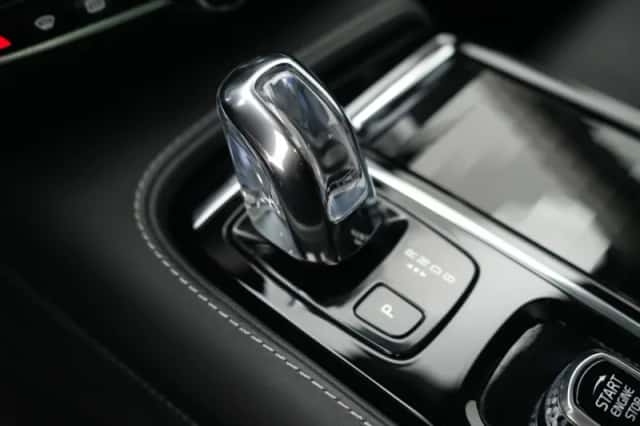 Volvo V60 (2019) thumbnail 44