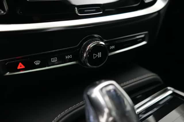 Volvo V60 (2019) thumbnail 45