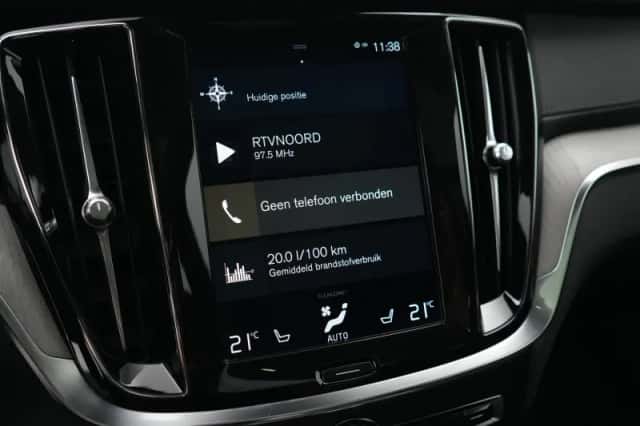 Volvo V60 (2019) thumbnail 46