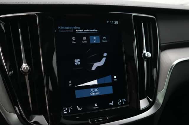 Volvo V60 (2019) thumbnail 48