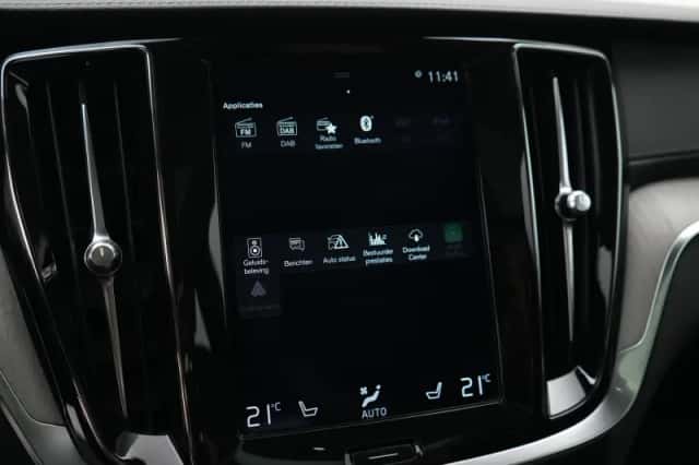Volvo V60 (2019) thumbnail 52