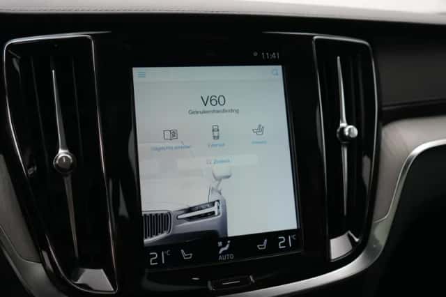 Volvo V60 (2019) thumbnail 54