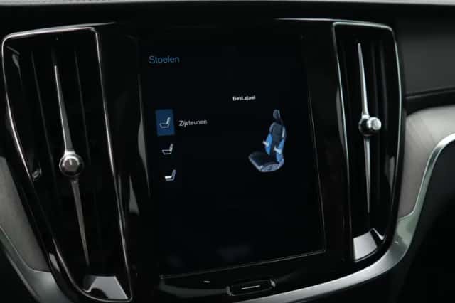 Volvo V60 (2019) thumbnail 56