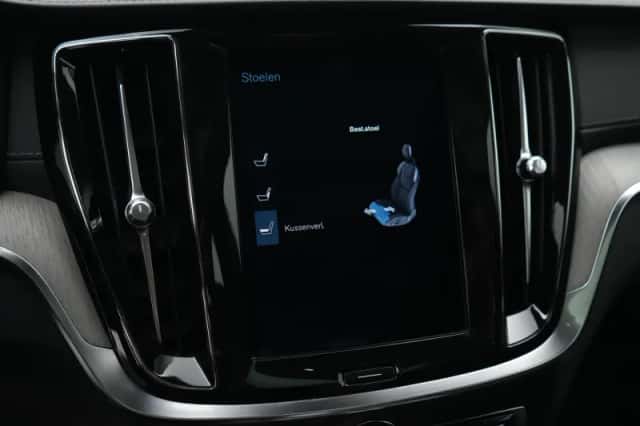 Volvo V60 (2019) thumbnail 58