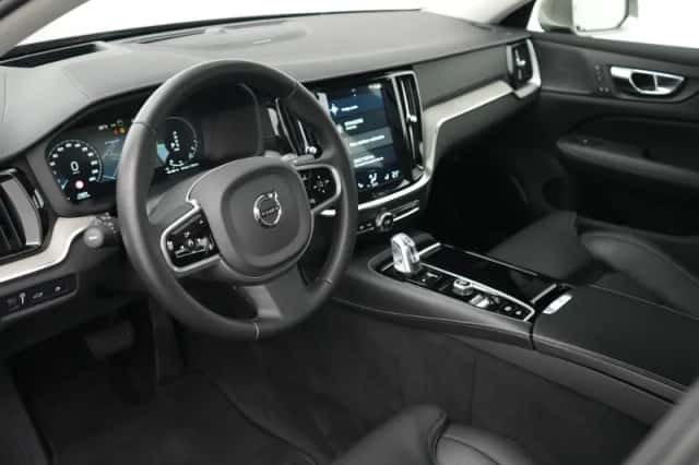 Volvo V60 (2019) thumbnail 8