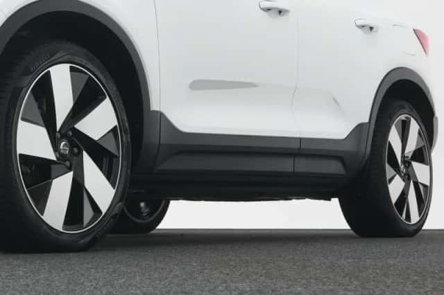 Volvo XC40 (2023) thumbnail 21