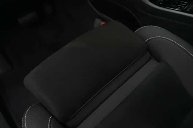 Volvo XC40 (2023) thumbnail 25