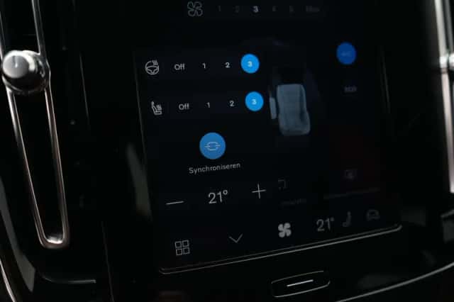 Volvo XC40 (2023) thumbnail 29