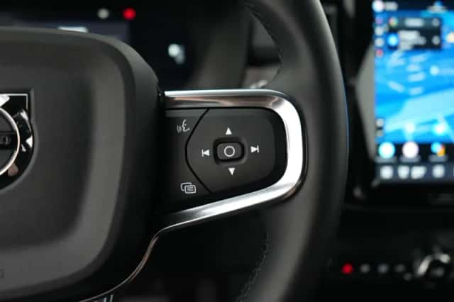 Volvo XC40 (2023) thumbnail 32