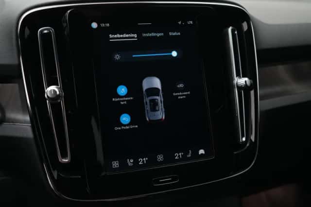 Volvo XC40 (2023) thumbnail 34