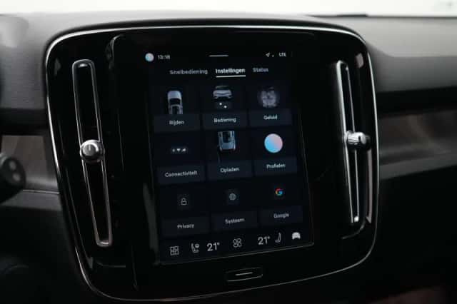 Volvo XC40 (2023) thumbnail 35