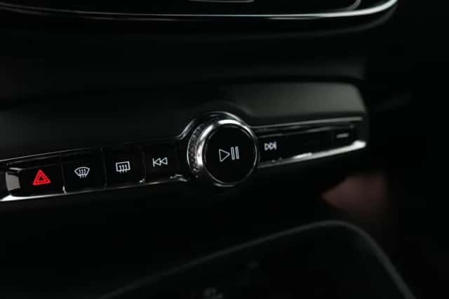 Volvo XC40 (2023) thumbnail 43