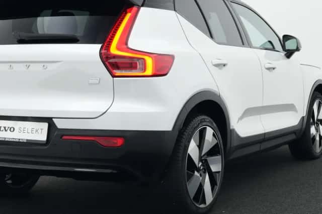 Volvo XC40 (2023) thumbnail 46