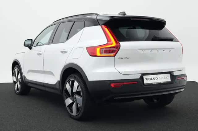 Volvo XC40 (2023) thumbnail 48
