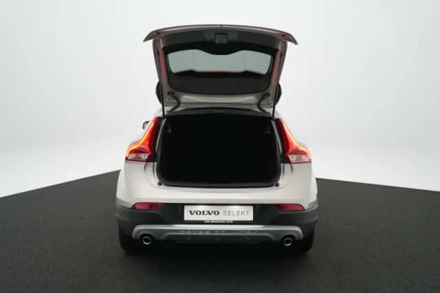 Volvo V40 (2019) thumbnail 13