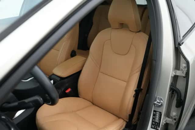 Volvo V40 (2019) thumbnail 25