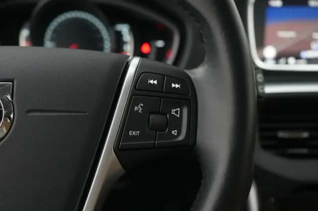 Volvo V40 (2019) thumbnail 32