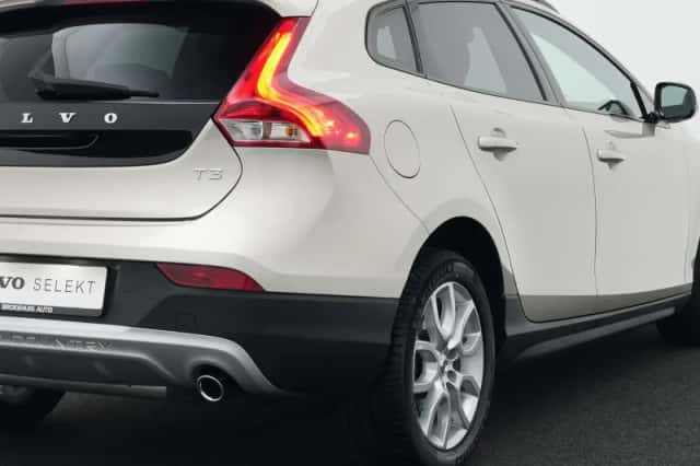 Volvo V40 (2019) thumbnail 36