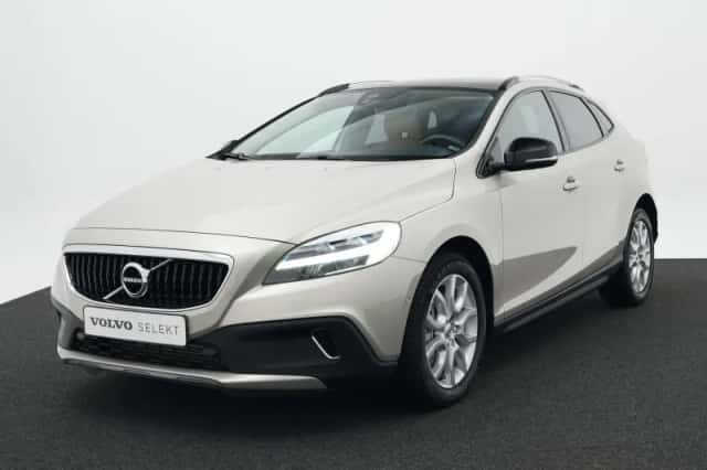 Volvo V40 (2019) thumbnail 1