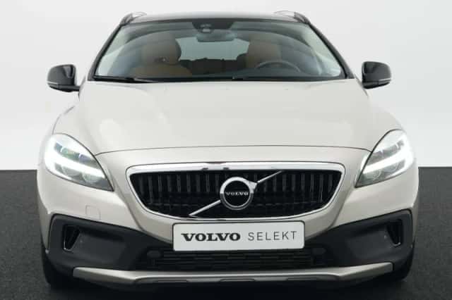 Volvo V40 (2019) thumbnail 5
