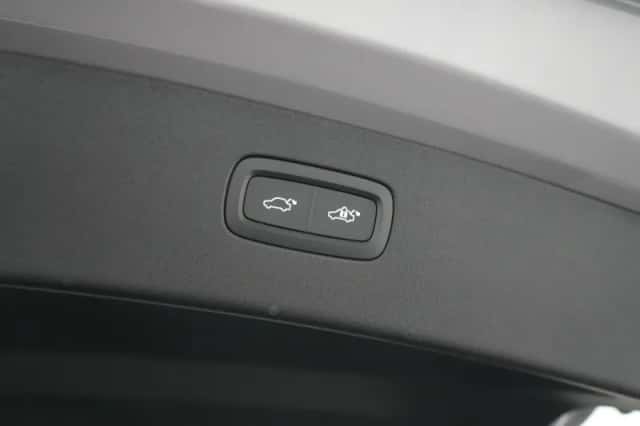 Volvo ES90 (2025) thumbnail 14