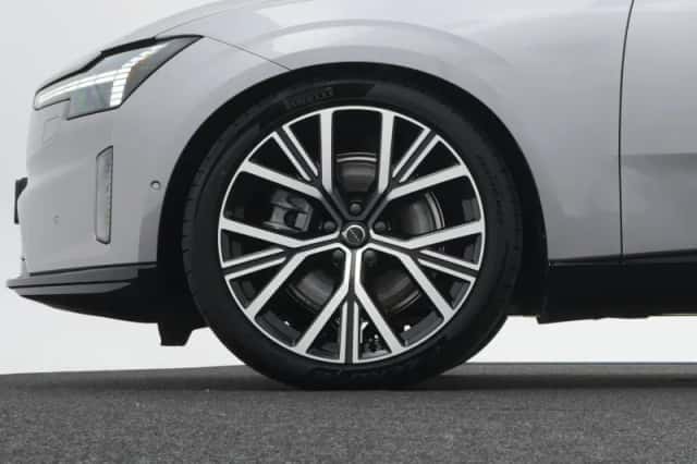 Volvo ES90 (2025) thumbnail 16