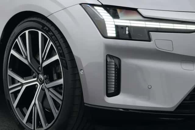 Volvo ES90 (2025) thumbnail 17