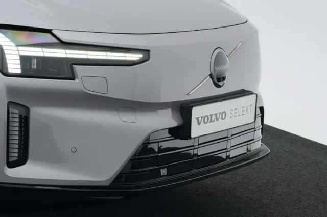 Volvo ES90 (2025) thumbnail 31